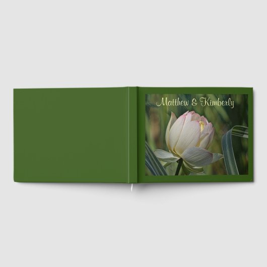Lotus Blossom Gästebuch (Voll)