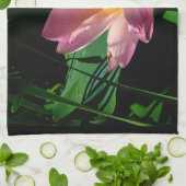 Lotus Blossom Geschirrtuch (Gefaltet)