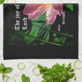 Lotus Blossom Nehemiah 8:10 Geschirrtuch (Gefaltet)