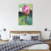 Lotus Blume bud, Hangzhou, Provinz Zhejiang Leinwanddruck (Insitu (Schlafzimmer))