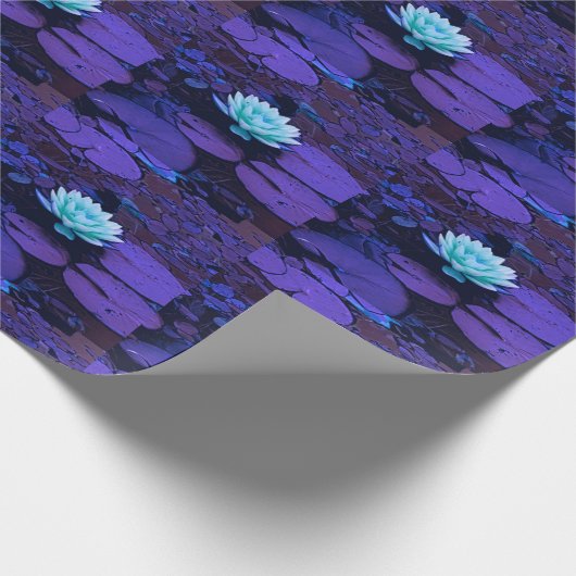 Lotus Blume Lila Blau Türkis Blumenmuster Geschenkpapier (Ecke)
