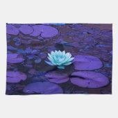 Lotus Blume Magisches Lila Blau Türkis Handtuch (Horizontal)
