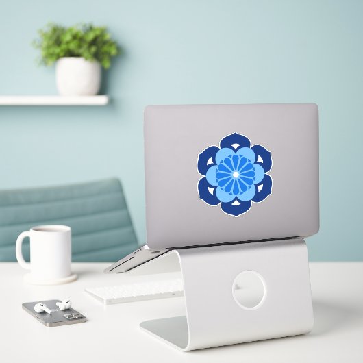 Lotus Blume Mandala, Indigo und Light Blue Aufkleber (Laptop auf Schreibtisch)