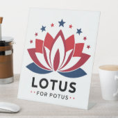 Lotus for POTUS Kamala Harris 2024 Sockelschild (In Situ)