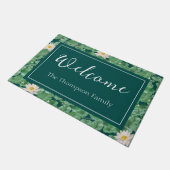 Lotus Lagoon Muster - Der weiße Lotus Fußmatte (Schrägansicht)