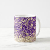 Lotus Mandala Gold Stars auf Lila Kaffeetasse (VorderseiteRechts)