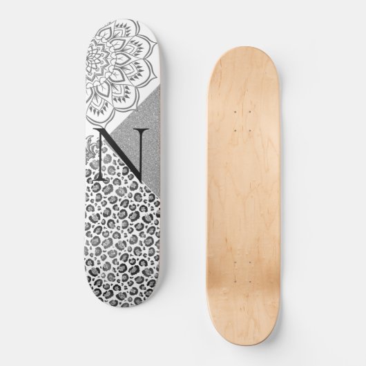 Lotus Mandala Leopard Silver Glitzer Monogram Skateboard (Vorderseite)