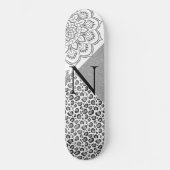 Lotus Mandala Leopard Silver Glitzer Monogram Skateboard (Vorderseite)