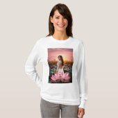 Lotus Radiance: Ein blühendes Ballett aus Rosa und T-Shirt (Vorne ganz)