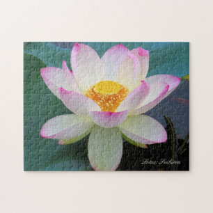 Lotus "Suihiren" [Jigsaw puzzle: 252P] ソ 2 グ ズ ル Puzzle