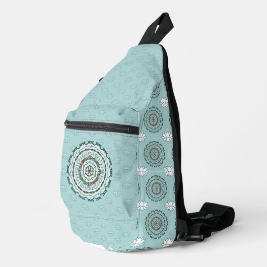 Lotus Weave Crossbody Bag (Rechte Ecke)