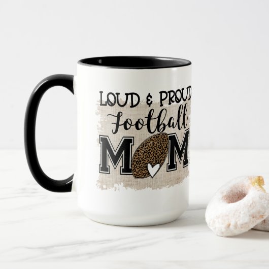 Loud and Proud Football Mama Tasse (Mit Donut)