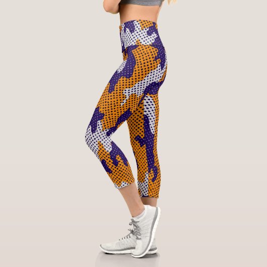 Louisiana State Purple Gold Stylish Camo Pattern Capri Leggings (Links)