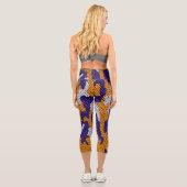Louisiana State Purple Gold Stylish Camo Pattern Capri Leggings (Rückseite)