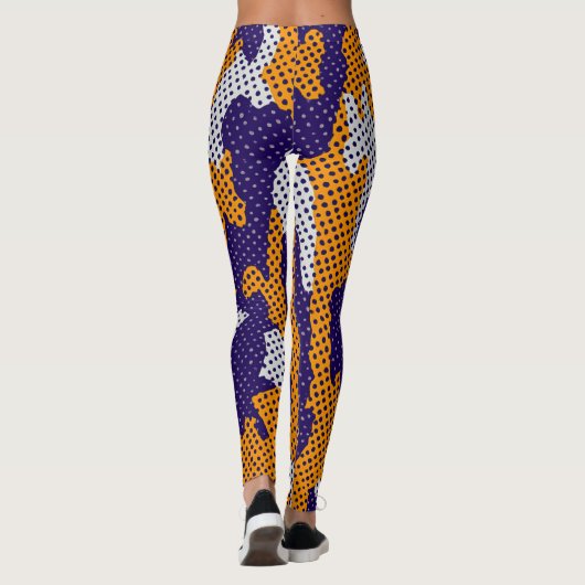 Louisiana State Purple Gold Stylish Camo Pattern Leggings (Rückseite)