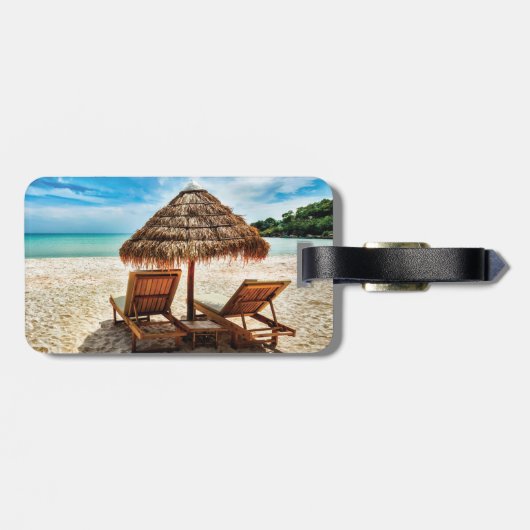 Lounge Chairs Beach throw Pillow Gepäckanhänger (Rückseite horizontal)