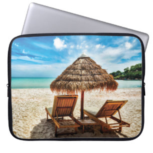 Lounge Chairs Beach throw Pillow Laptopschutzhülle