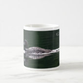 Lounge Schwimmen im Range Pond Kaffeetasse (Mittel)