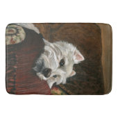 Lounging Westie auf Sofa Badematte (Vorderseite)