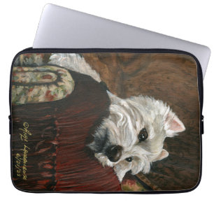 Lounging Westie auf Sofa Laptopschutzhülle