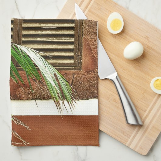 Louvered Window - Funchal, Portugal Küchentuch (Viertel Falte)