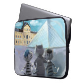Louvre Laptop Sleeve (verschiedene Größen) (Vorderseite Links)