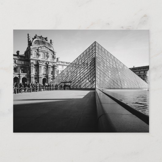 Louvre Pyramid 2 Postkarte (Vorderseite)