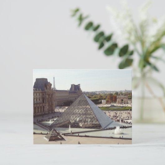 Louvre Pyramid Postkarte (Stehend Vorderseite)