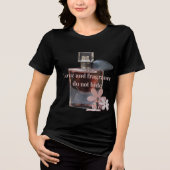 Love and Fragrance It is a simple and attraktiv Tri-Blend Shirt (Vorderseite)