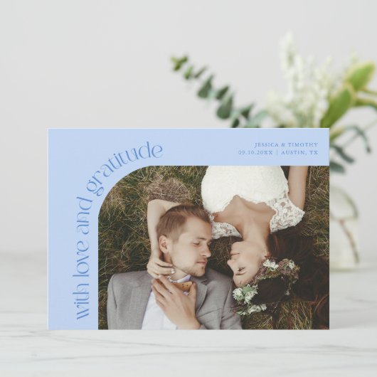 Love and Gratitude Icy Blue Wedding Photo Dankeskarte (Stehend Vorderseite)