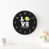 Love And Live Tennis Sports Fan Custom Name Große Wanduhr (Zuhause)