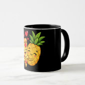Love at First Slice - Pizza Meets Pineapple Tasse (VorderseiteRechts)