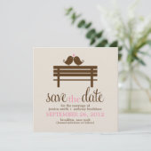 Love Birds on Park Bench Wedding Save The Date (Stehend Vorderseite)