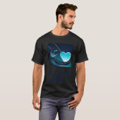 Love Fishing Hook Heart Tee – Geschenk für Angler  (Vorne ganz)