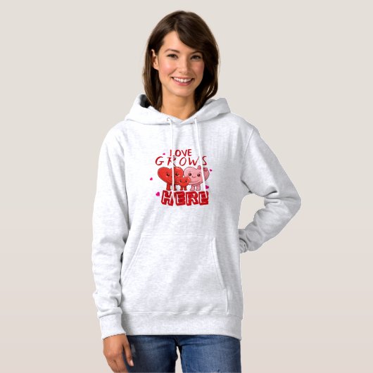 Love Grows Here Hoodie (Vorne ganz)