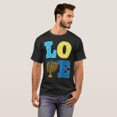 LOVE Hanukkah Decorations Dreidel Menorah Chanukah T-Shirt (Vorne ganz)