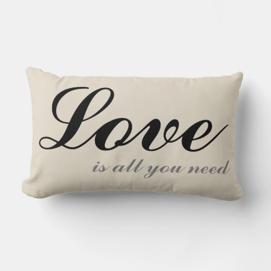 Love is all you need Cushion Beige Lendenkissen (Vorderseite)