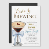 Love is Brewing Blue Bridal Shower Invitation  Magneteinladung (Vorne/Hinten)