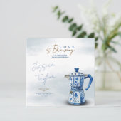 Love is Brewing Chinoiserie blue Bridal Shower Inv Einladung (Stehend Vorderseite)