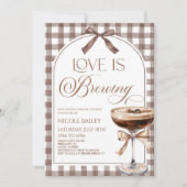 Love Is Brewing Expresso Martini Bow Bridal Shower Einladung (Vorderseite)