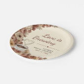 Love is Brewing Floral Coffee Heart Bridal Shower Pappteller (Schrägansicht)