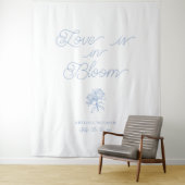 Love Is in Bloom Blue Hydrangea Bridal Shower Wandteppich (Beispiel)