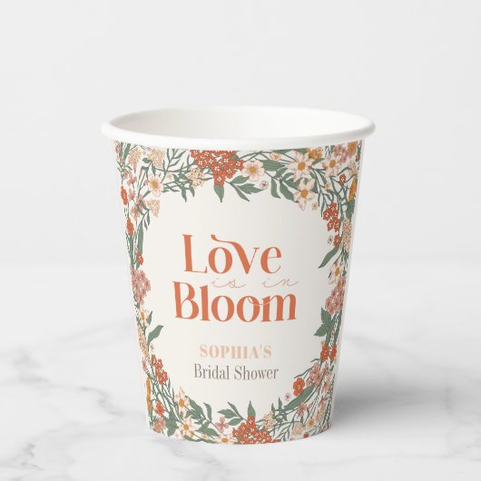 Love is in Bloom Boho Wildflower Bridal Shower Pappbecher (Vorderseite)