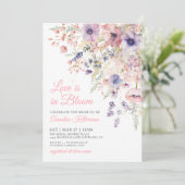 Love Is In Bloom Wildflower Floral Bridal Shower Einladung (Stehend Vorderseite)