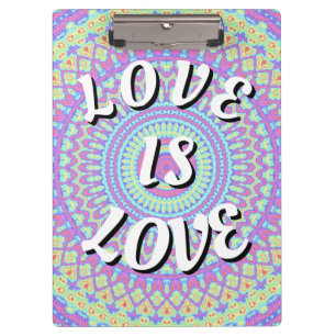 Love Is Love Pride Klemmbrett