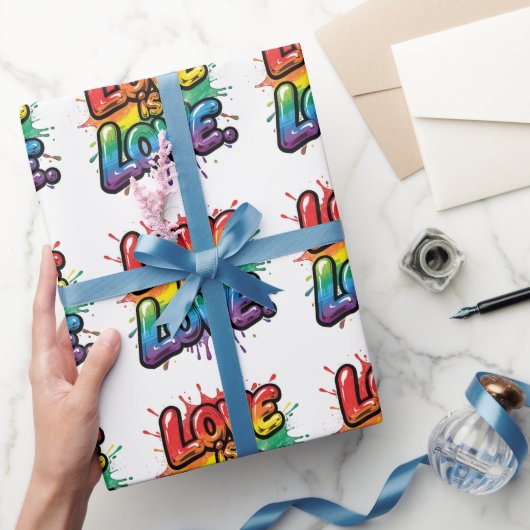 Love Is Love - Rainbow Pride Quote Art  Geschenkpapier (Schenken)