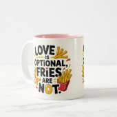 Love is optional, fries are not zweifarbige tasse (Vorderseite Links)