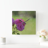 Love is Patient Roses Quadratische Wanduhr (Zuhause)