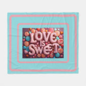 Love Is Sweet Valentine Wedding Typography Fleecedecke (Vorderseite (Horizontal))