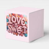 Love Is Sweet Valentine Wedding Typography Geschenkschachtel (Vorderseite)